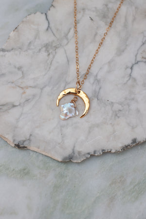 Phoebe Lariat Necklace