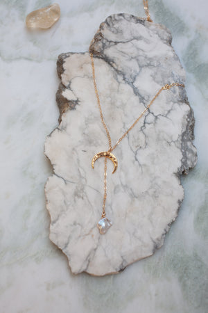 Phoebe Lariat Necklace